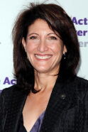 Amy Aquino