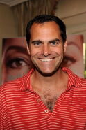 Andy Buckley