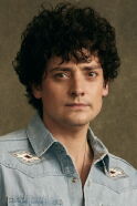 Aneurin Barnard