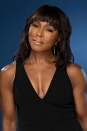 Angela Bassett