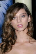 Angela Sarafyan