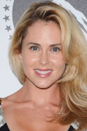 Anna Hutchison