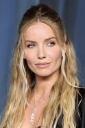 Annabelle Wallis