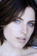 Antje Traue