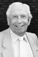 Arthur English