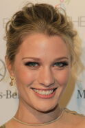 Ashley Hinshaw