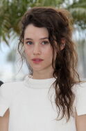 Àstrid Bergès-Frisbey