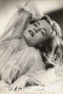 Ava Norring