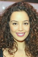Azra Akın