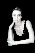 Beatriz Batarda