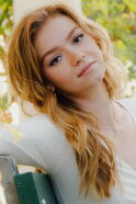 Bella DeLong