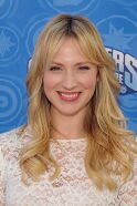 Beth Riesgraf