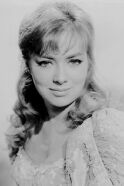 Beth Rogan