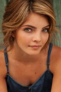 Camren Bicondova