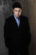 Carlos Bernard