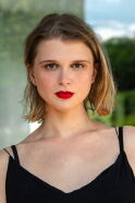 Chelsea von Holst