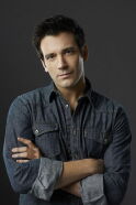 Colin Donnell