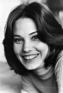 Cristina Raines