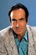 Dan Hedaya