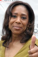 Dawnn Lewis