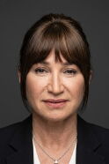 Demet Akbağ