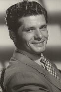 Dewey Martin