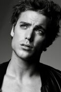 Dustin Milligan