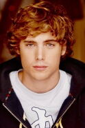 Dustin Milligan