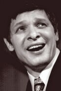 Eduard Khil
