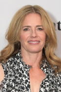 Elisabeth Shue