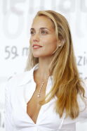 Elizabeth Berkley