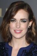 Elizabeth Henstridge