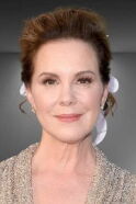 Elizabeth Perkins