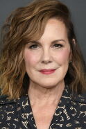 Elizabeth Perkins