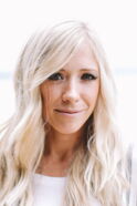 Ellie Holcomb