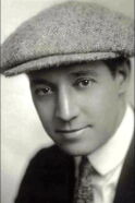 Elliott Dexter