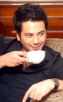 Emre Altuğ