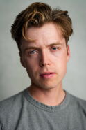 Evan Roe