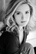 Evelyne Brochu