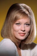 Faye Dunaway