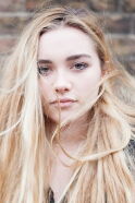 Florence Pugh