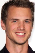 Freddie Stroma