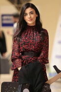 Özge Yağız