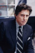 Gabriel Byrne