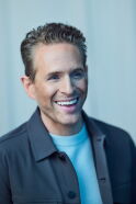 Glenn Howerton