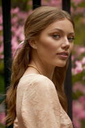 Grace Van Dien