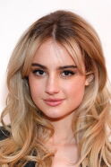 Grace Van Patten