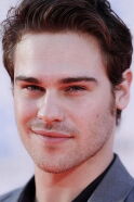 Grey Damon