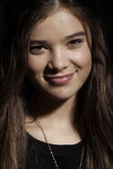 Hailee Steinfeld