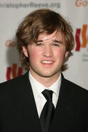 Haley Joel Osment